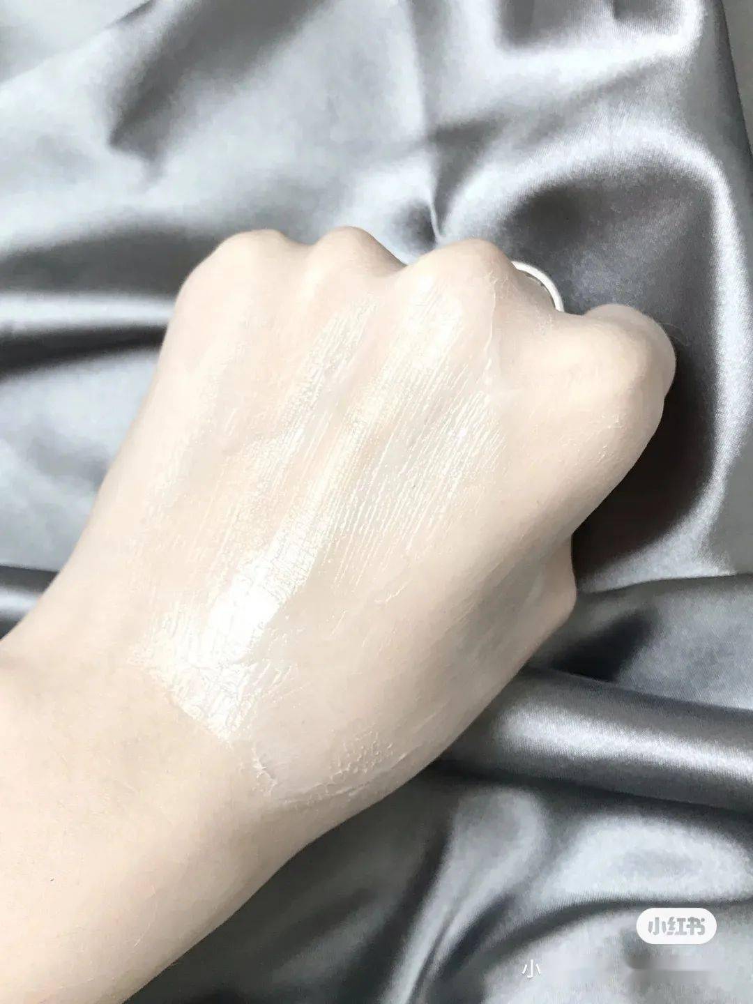 肌肤|这些无限回购的自用好物，第一款好用到哭！