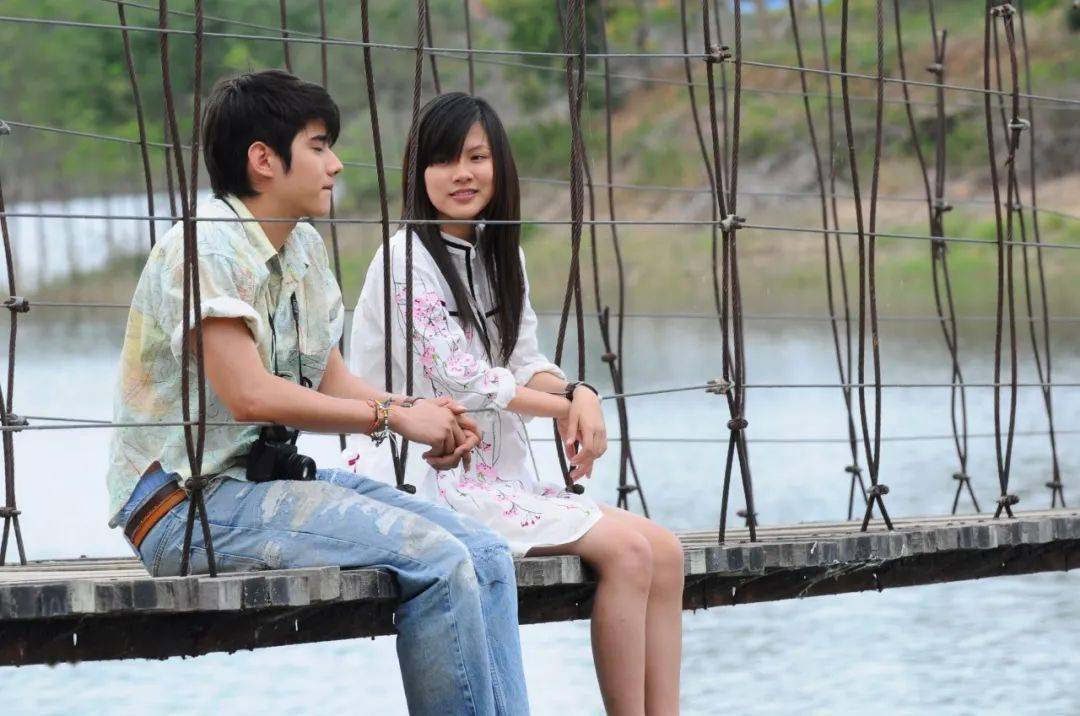 卷发|不要再弄这3种发型了！显老又显土！踩雷指数高达99.99%！