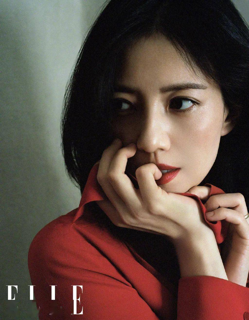 莉莉·柯林斯|你们的女神,高圆圆丨赏色