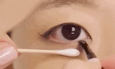 眼线|能让李栋旭一直念念不忘，这个女人不简单！