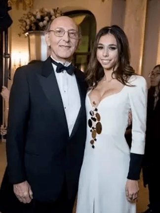 真名|上海“假名媛”靠“拼多多”入圈儿？这些巴黎式真名媛你可“拼不来”！