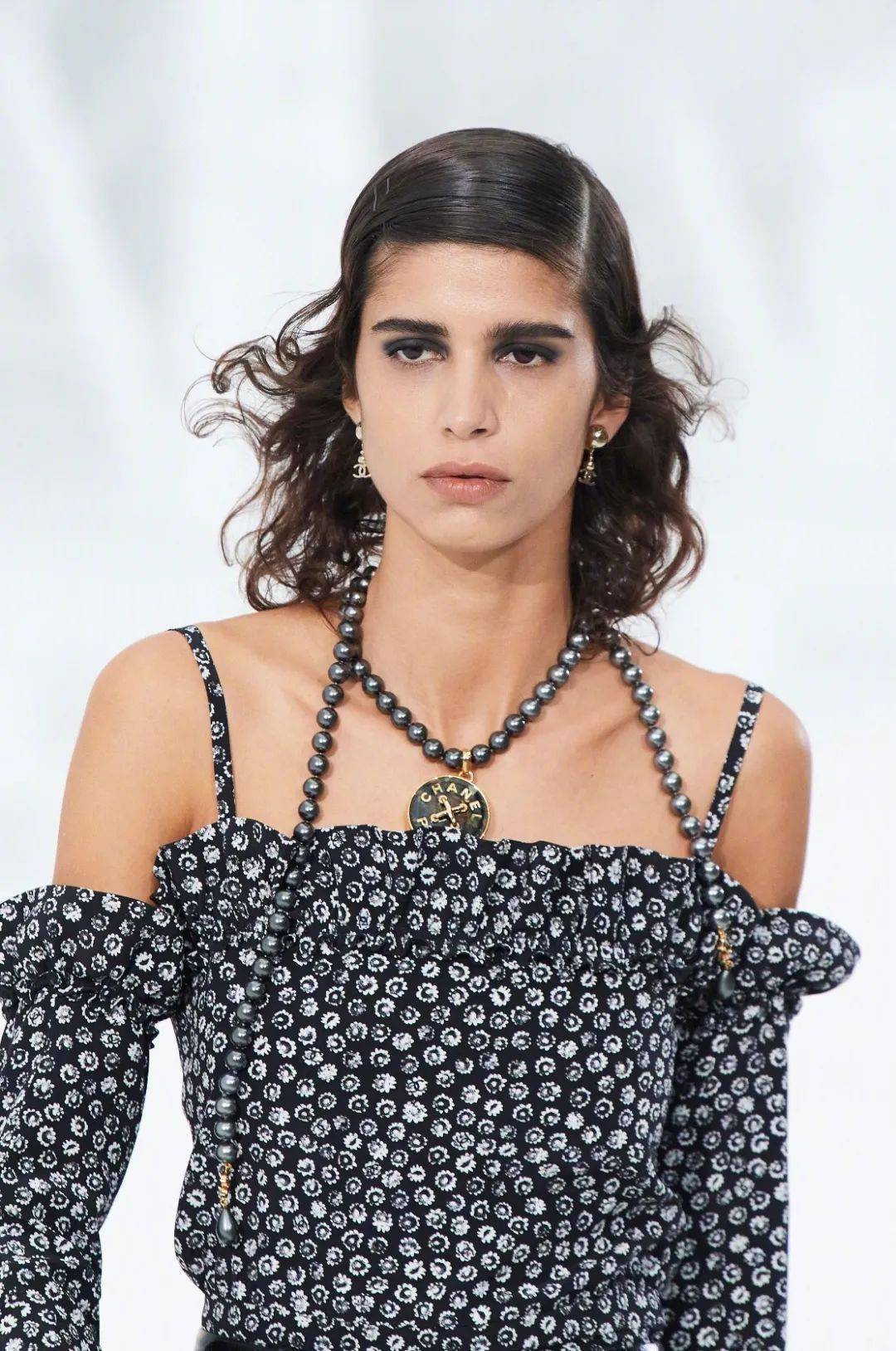 系列|Chanel 2021春夏丨新一季充满愉悦与活力的新浪潮