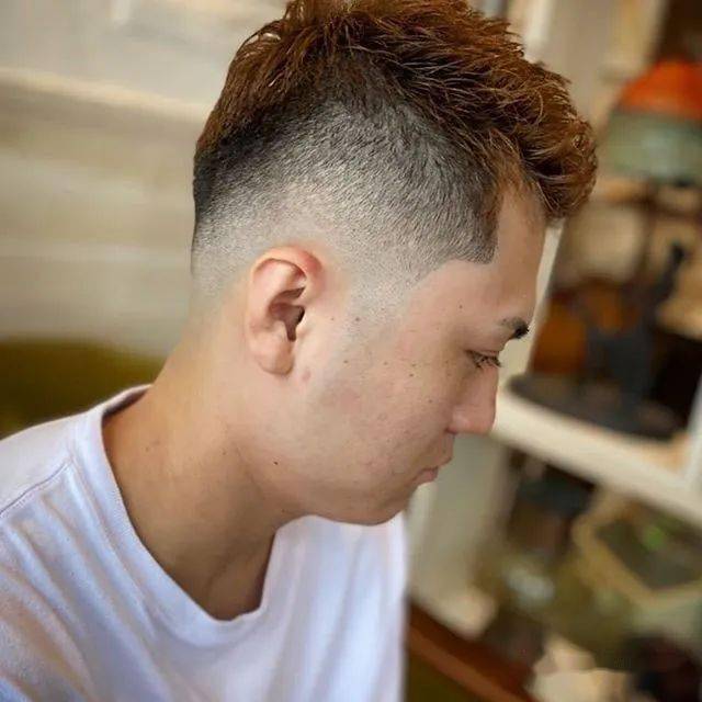 阳光帅气的男士发型短发,使你更具男性魅力