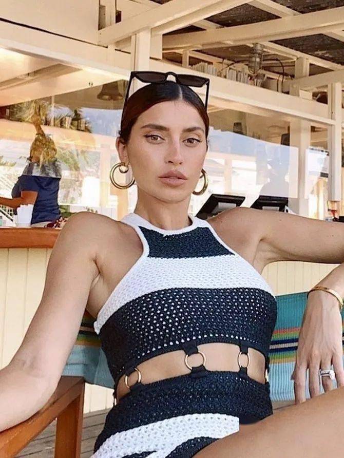 链条|易烊千玺被绑凳子上?时尚圈的链子有点厉害!