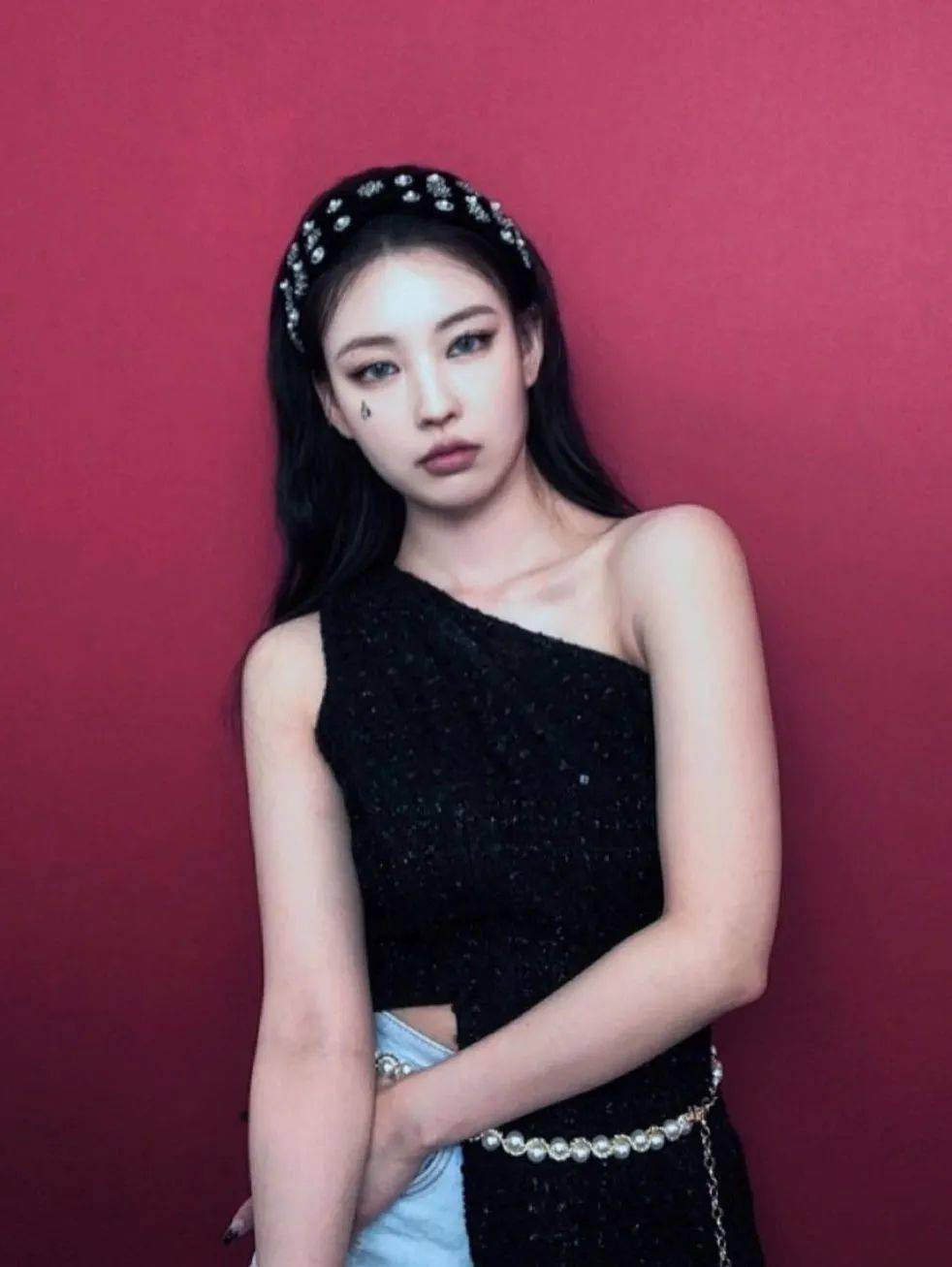 Sung|「F cup」或许有很多，但Jennie只有一个