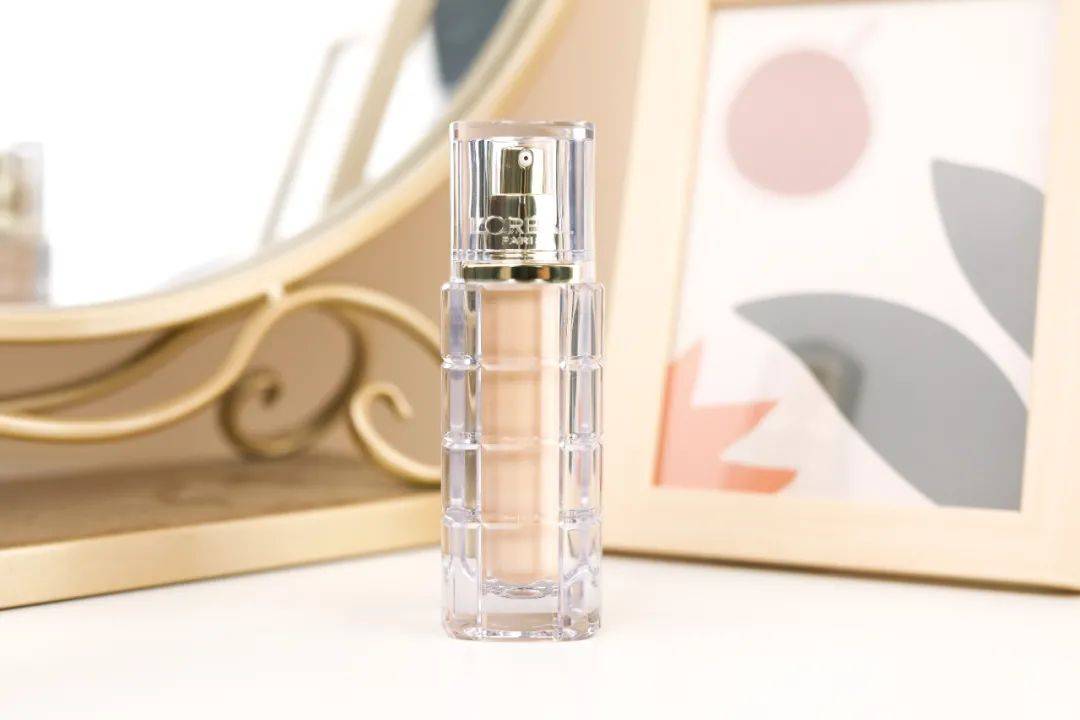 自然光|12款秋冬粉底｜就想通过实测帮你找到最适合你的…