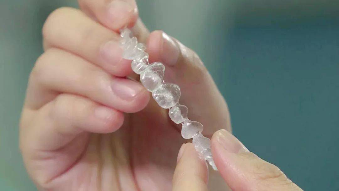 牙齿|千万别错过！儿童牙齿矫正的“黄金期”