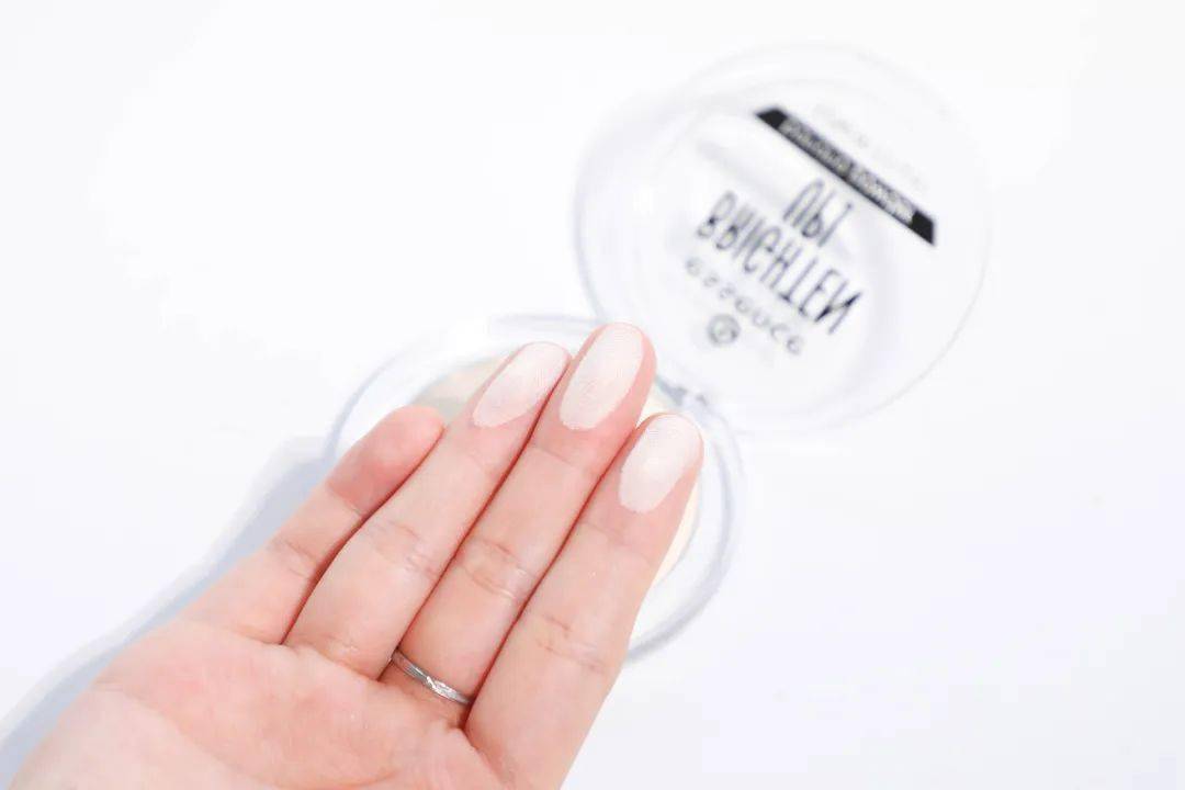 效果|底妆这样画，就是传说中的第二层皮肤了？