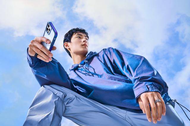 iPhone|新品上市！决色防摔小彩壳×iPhone 12开启手机“防内伤”时代