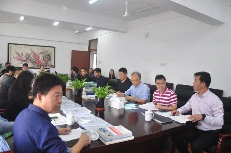 快讯| 区教育局对青浦二中开展综合调研