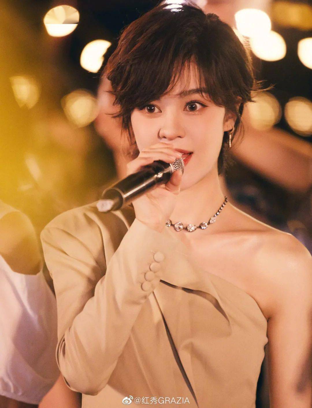 造型|感谢大家 又有短发新思路了!