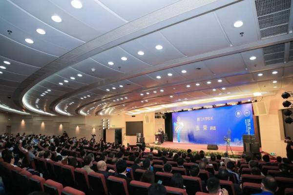 厦大|厦大学生今后十年白米饭、矿泉水都免费！学长、学姐买单！