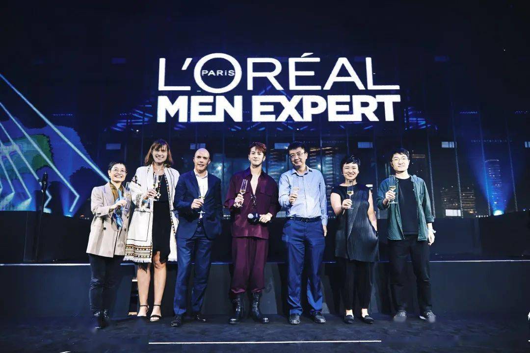 杨紫|偶像力量大战游戏联名?谁才是实力带货赢家!