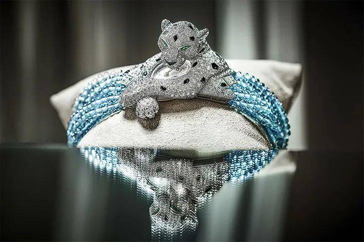 Lancel|壹周潮话题 | 一周看了三场珠宝展，今年又买不成保时捷了！（狗头）