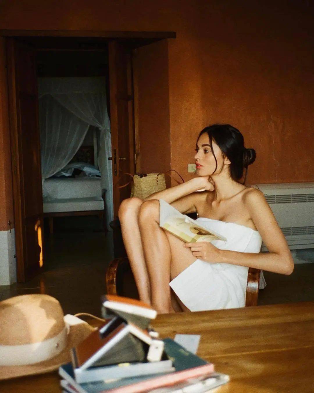 醉意|微醺美人 几分温热的醉意 几分疏离