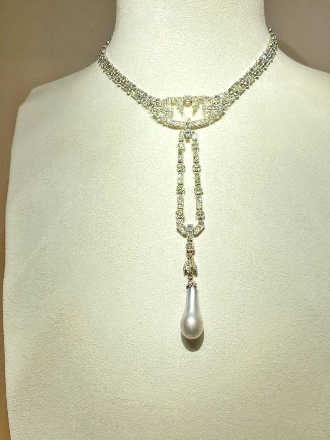 珠宝|看高级珠宝的心情，就像爱上金城武