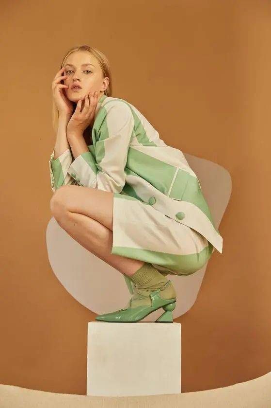 硬货|时尚丨穿薄荷绿总出错？点开收获全网最硬货搭配指南！