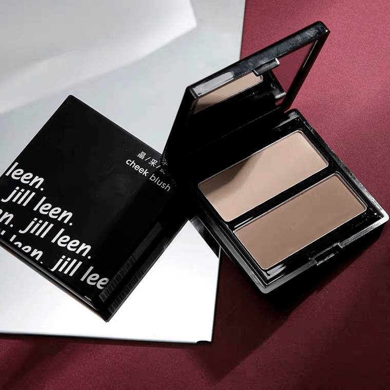 脸型|脸大五官扁平=丑？这招＂整骨级”化妆术拿好不谢！