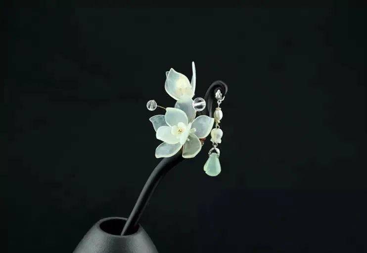 耳环|九大色系绝美汉服！一套完整的汉服，还得用这些来搭配！