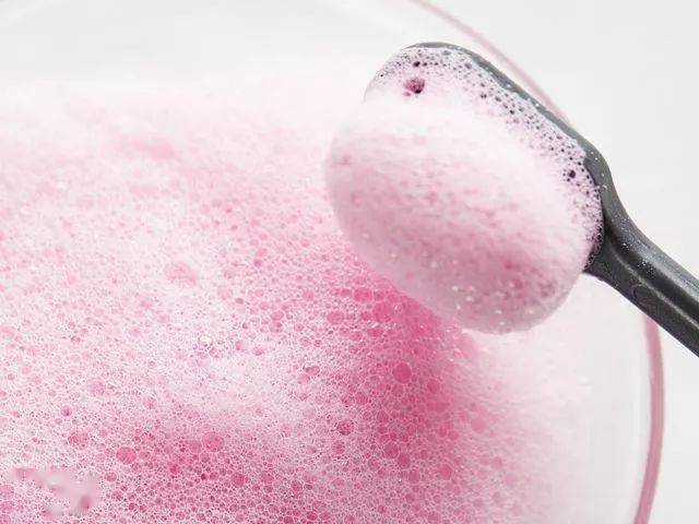 牙膏|揭秘！全球80万牙医不洗牙的秘密...