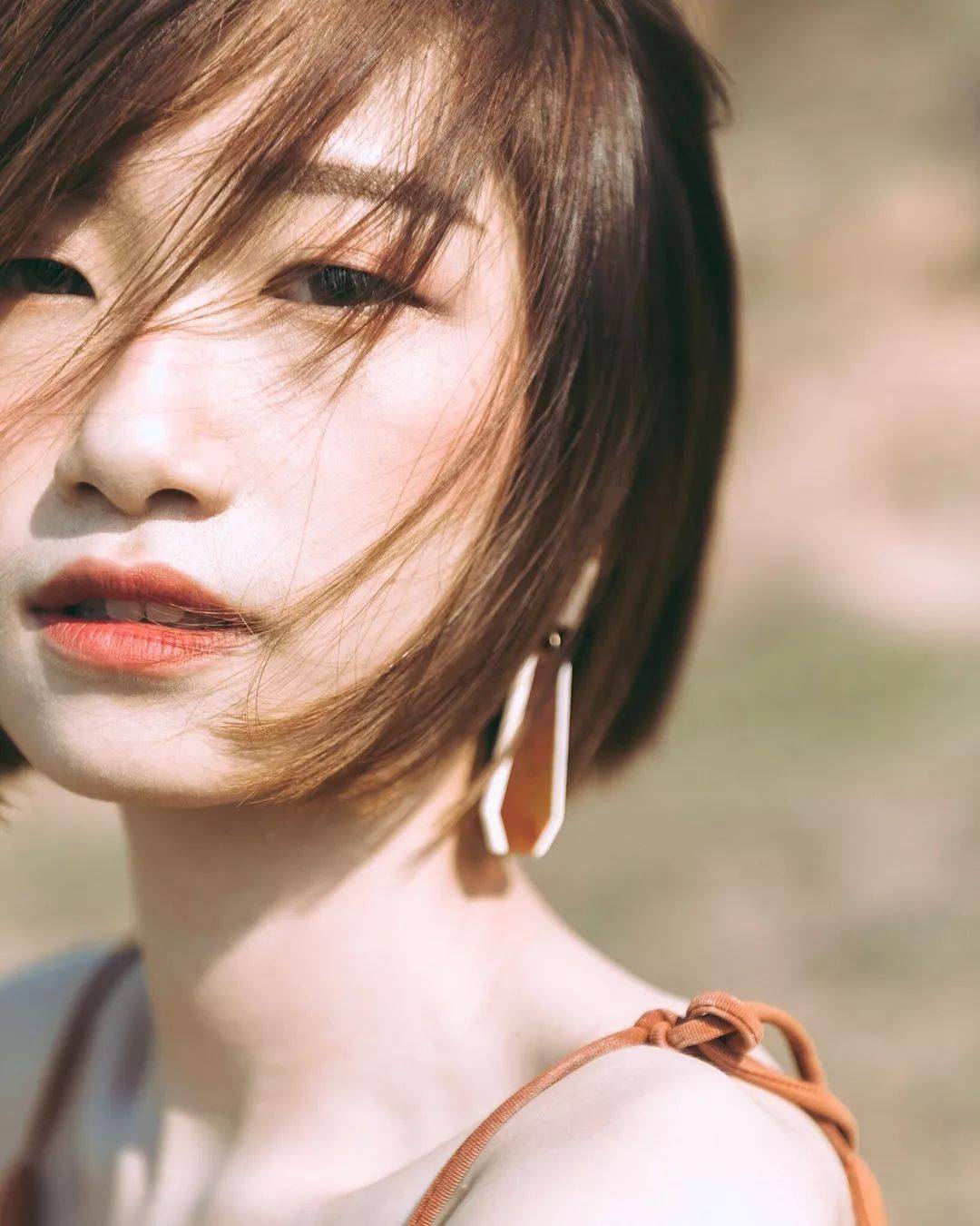 单眼皮|152cm单眼皮妹子 | 自信也可以美出一边天！