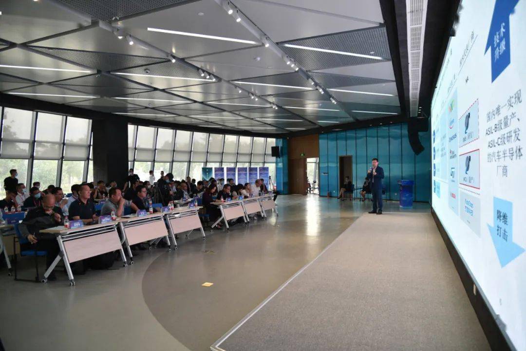 2020鍥涘窛鍩庡競gdp鎺掑悕绗 _生日蛋糕图片2020(2)