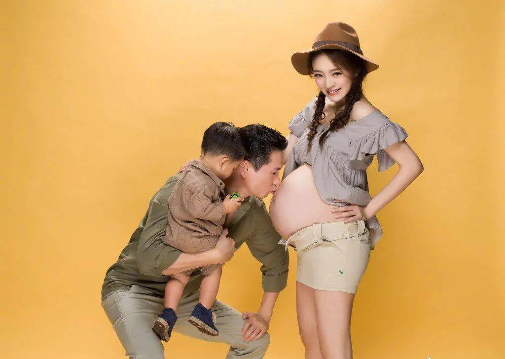 生活|安以轩晒二胎孕肚照,这就是明星都要的限定仪式感?!