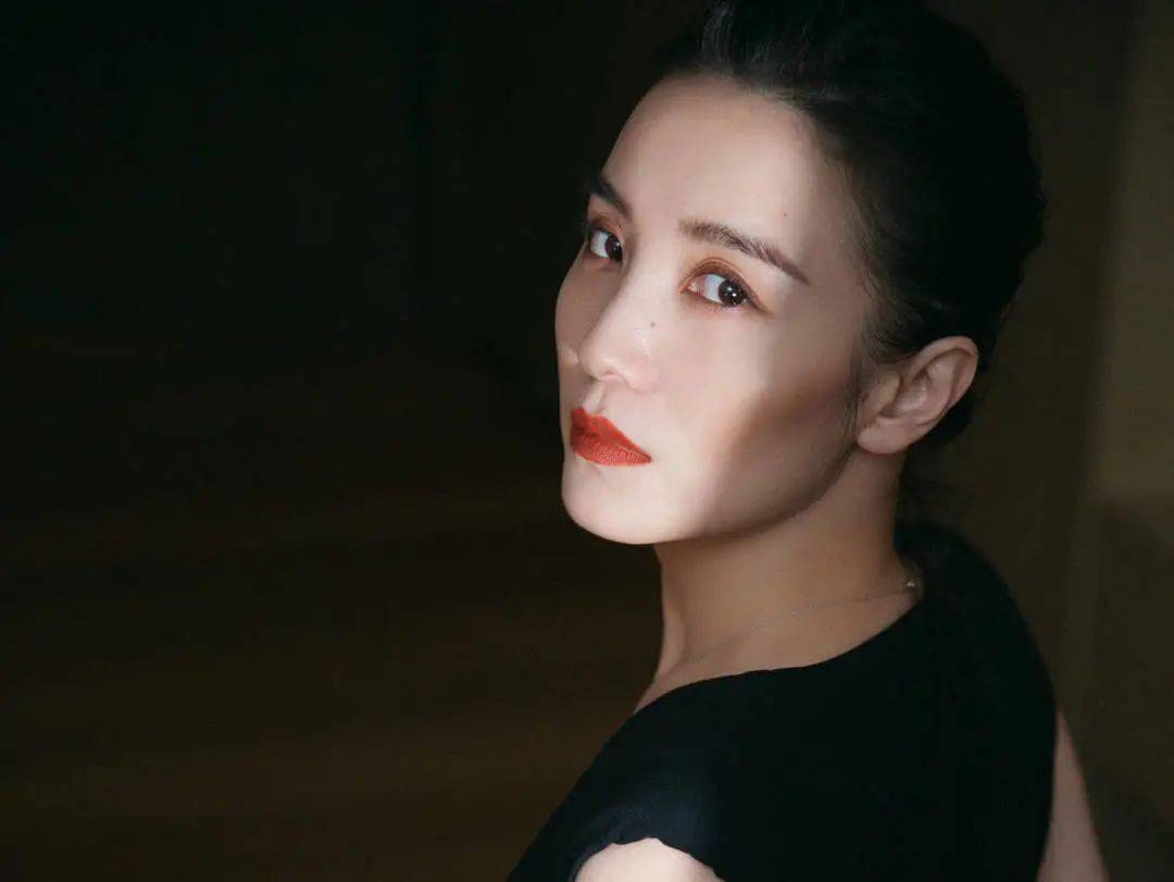 软组织|什么样的状态叫越熟越美？我在童瑶身上看到了答案