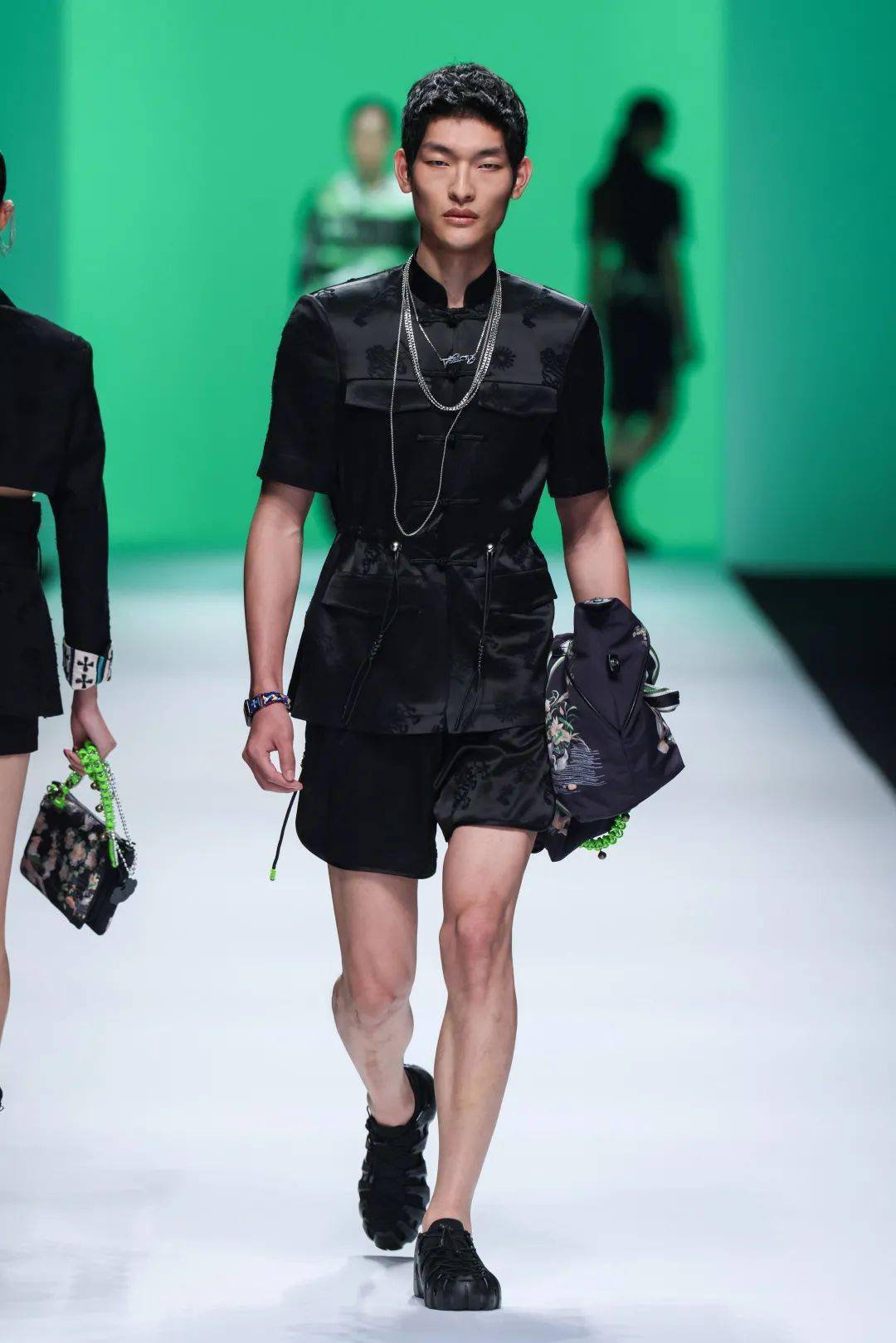 邂逅|邂逅轻盈,「袋」你踏上轻盈之旅!