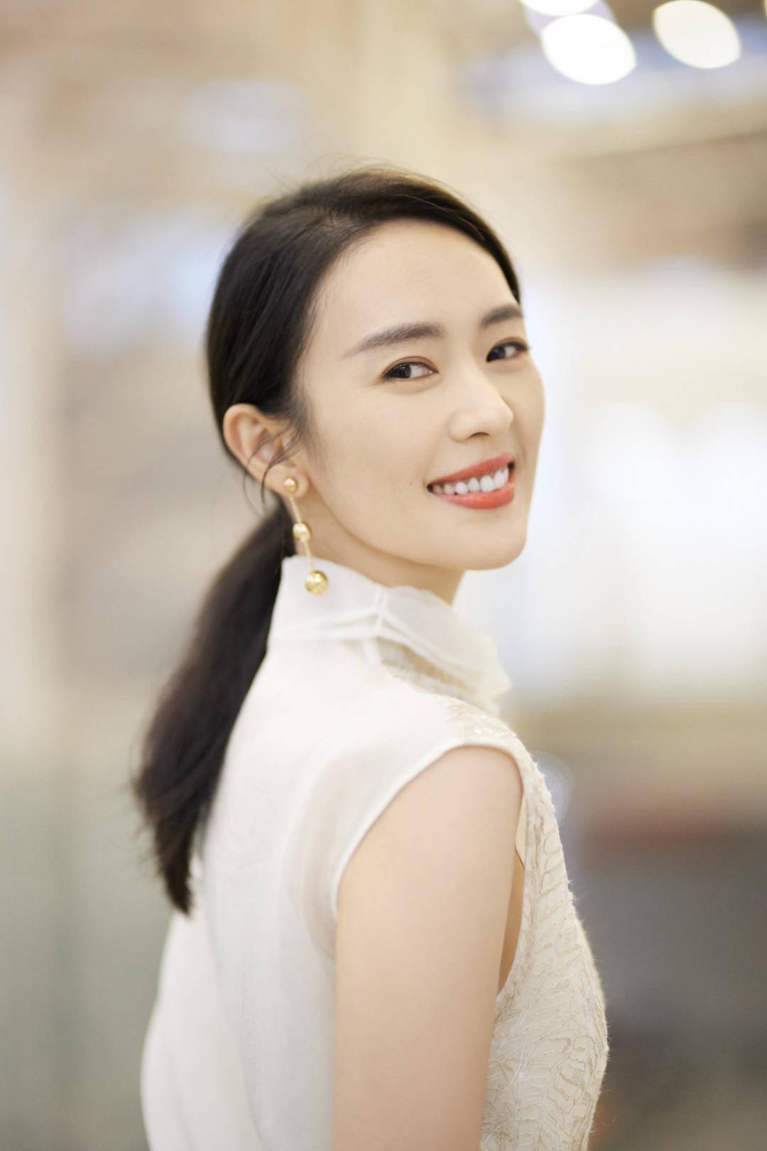 软组织|什么样的状态叫越熟越美？我在童瑶身上看到了答案