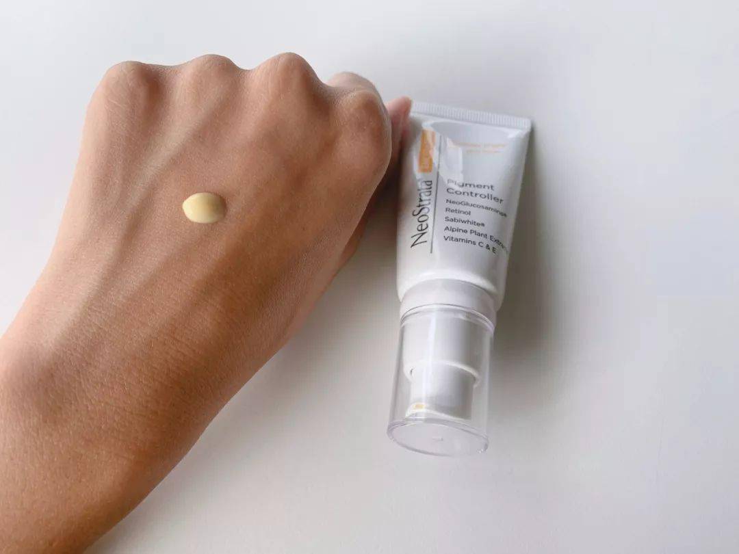 成分|脸上的晒斑、痘印比蛋壳还“脏”......还有救吗？！