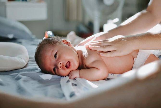 婴儿几个月不闹觉自主入睡 f6f23a212e4d4e01921b877e2d55025c.jpeg