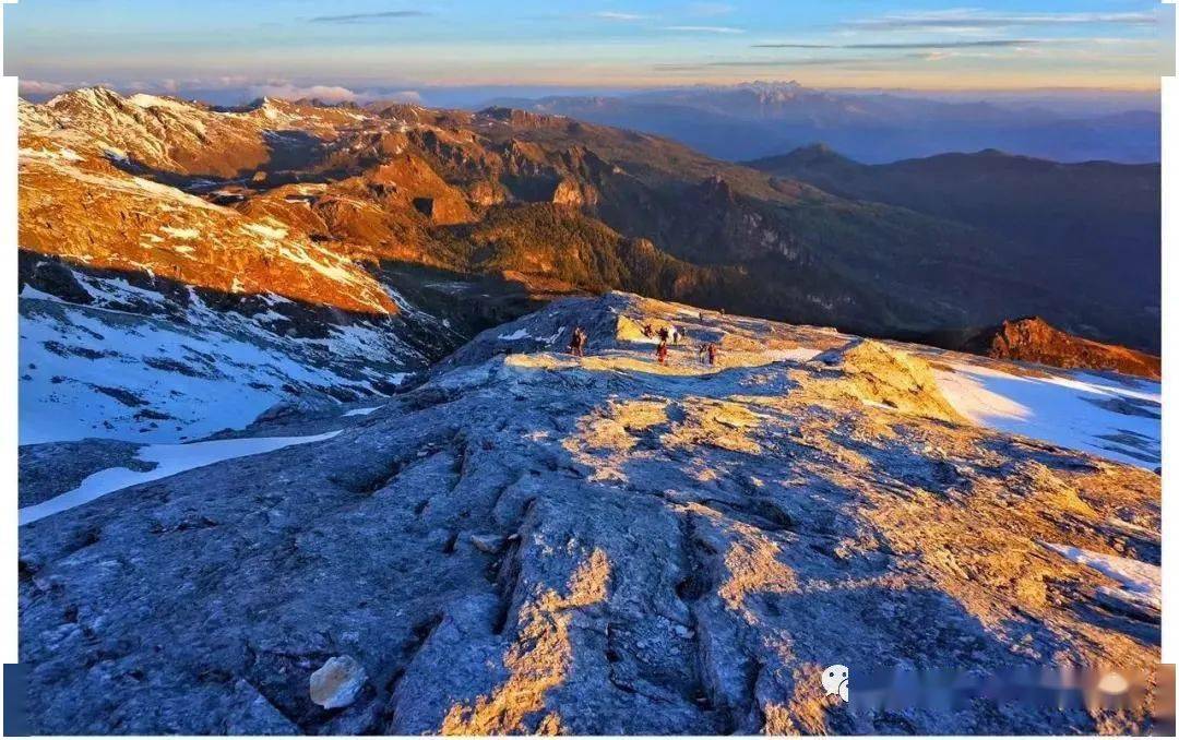 云南哈巴雪山登顶记