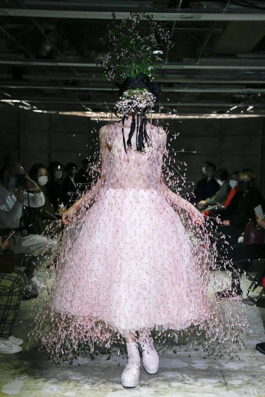 Noir|谁的粉色浴花？实验系设计鬼才Noir Kei Ninomiya用黑与粉打开你的少女心