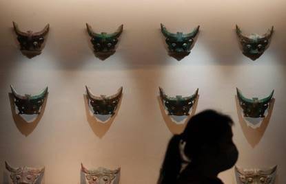 考古|国博展出酒务头考古成果，这处被盗墓地揭示商代神秘家族踪迹