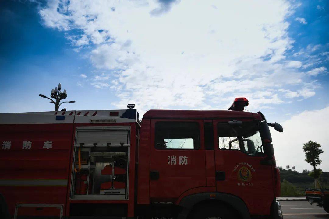 “开云手机版app下载”
好消息！内江威远县消防救援大队公然招聘政府条约制消防员