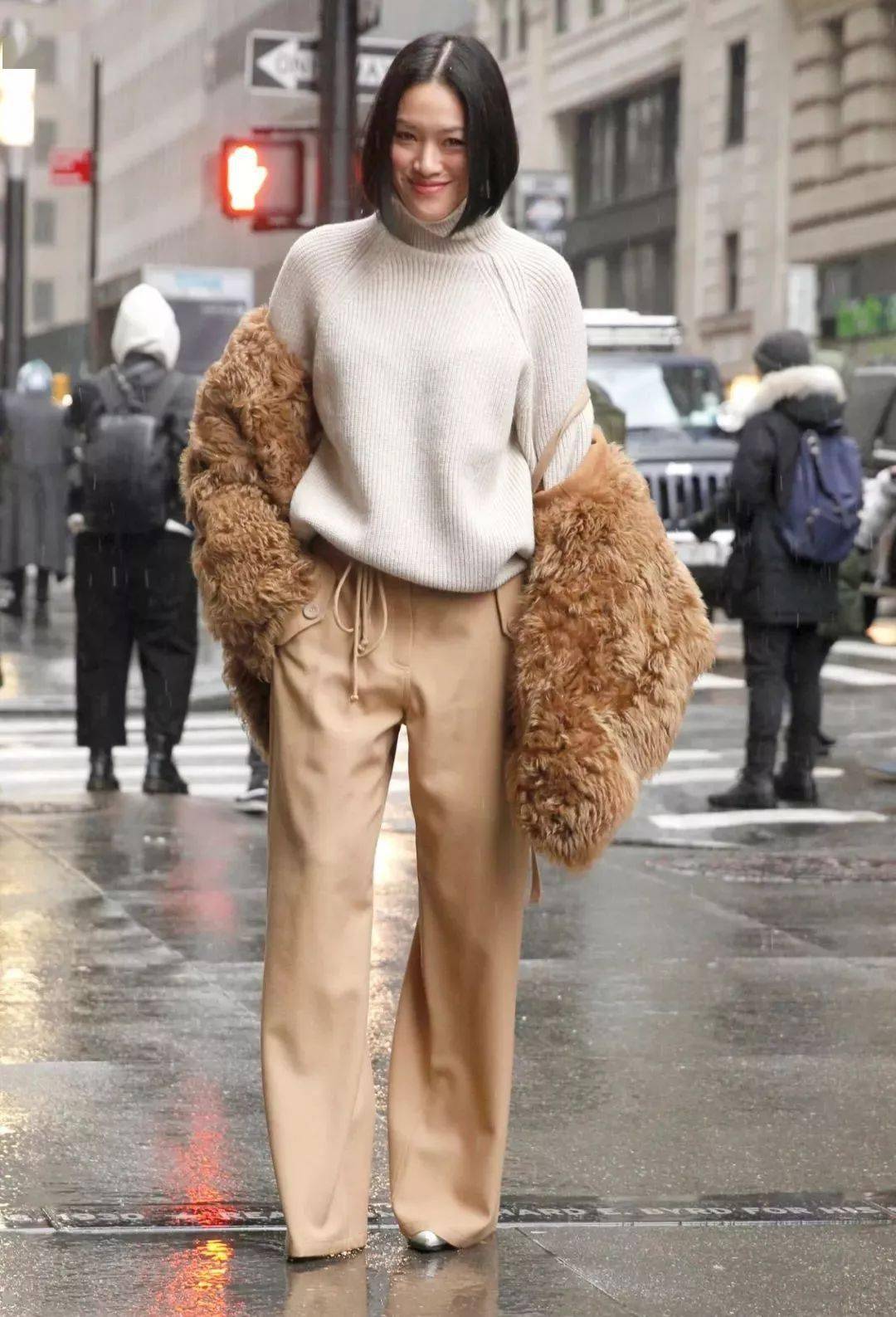 燕麦|潮流 | 比驼色更好穿,它才是今冬最火的颜色!!!