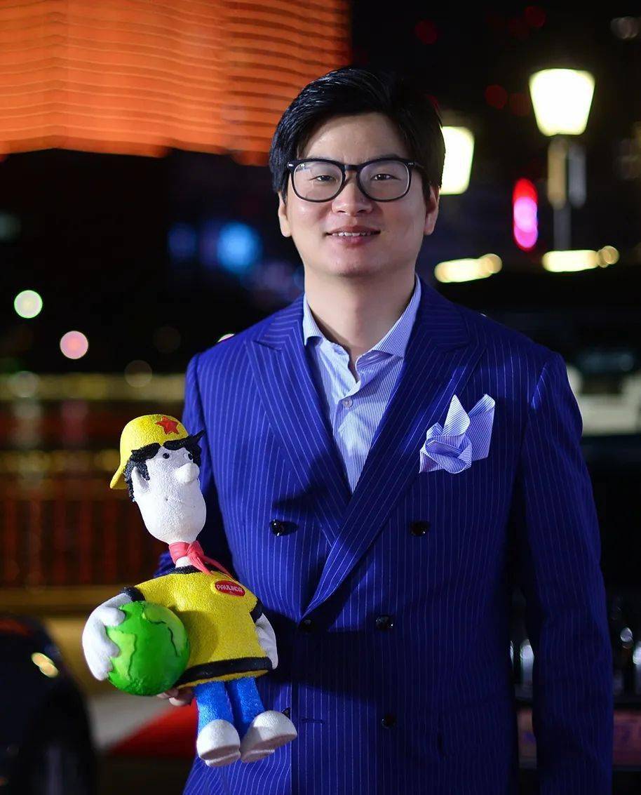 外滩|三江前浪推后浪！时尚浪潮在1844年开埠的老外滩，蜿蜒流转…