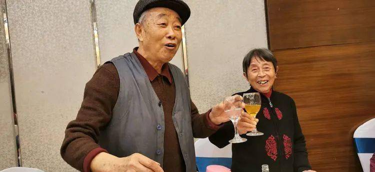 康定市2020gdp_康定情歌简谱