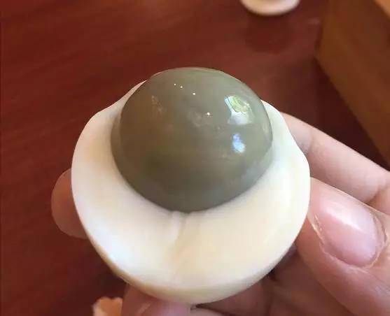 生的黄豆芽发绿怎么办