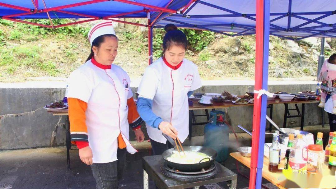 三都县三合街道城北社区群众石本芝说.日前,记者走进三合街