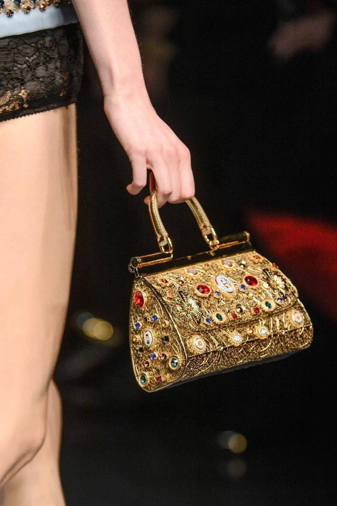 艺术|拜占庭风格时装 | 富丽堂皇拜占庭 ,至高无上是流行