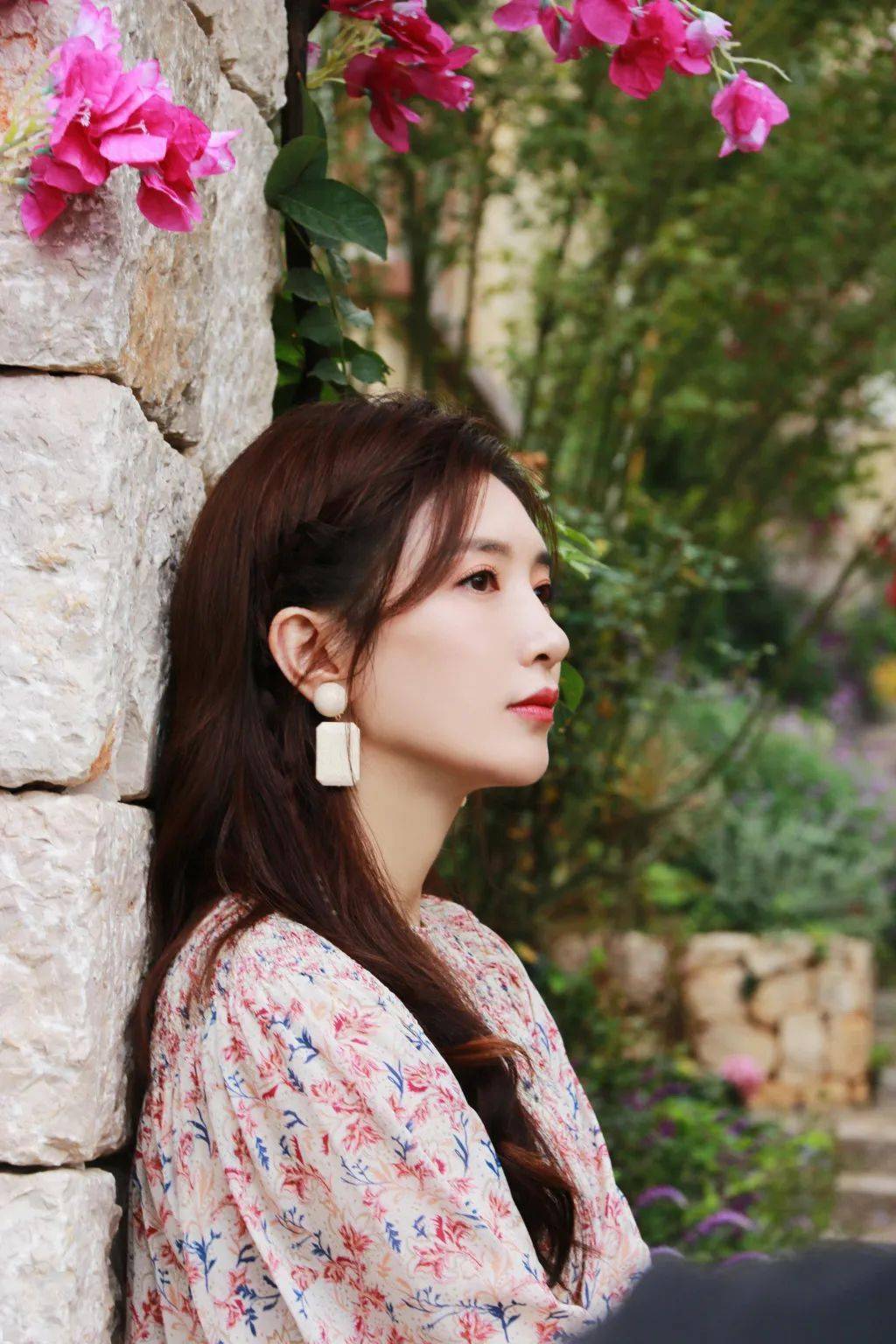 Whoo|江疏影专访丨明星隐藏的100昏护肤秘密，也太诚实了吧？