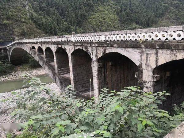 丰都龙河"八景"参选景点之印象三建