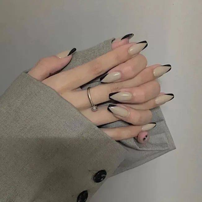 get|仅需39.9元就能get当下潮流美甲，快喊上你的小集美冲鸭！