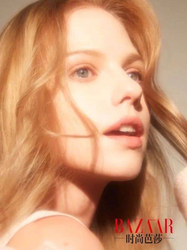 闹钟|每天三个闹钟只为多睡十分钟?四个上妆小技巧让你晚起也精致!