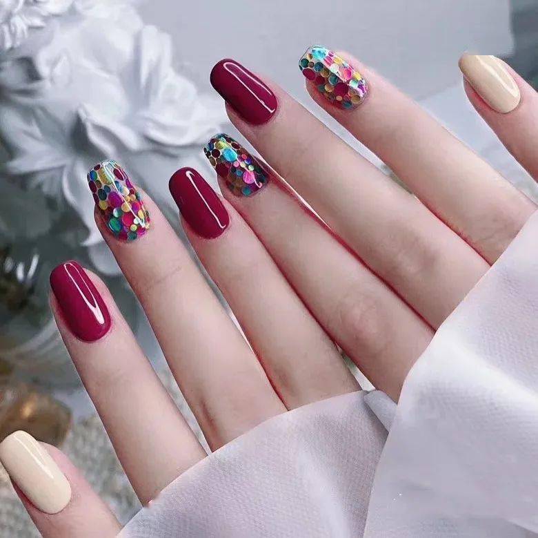 get|仅需39.9元就能get当下潮流美甲，快喊上你的小集美冲鸭！