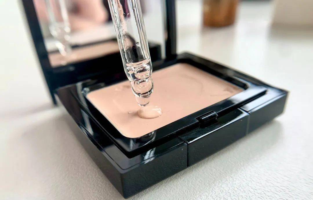 毛戈平|李佳琦推荐~热销4万+！能顾持妆10小时的神器究竟是什么？