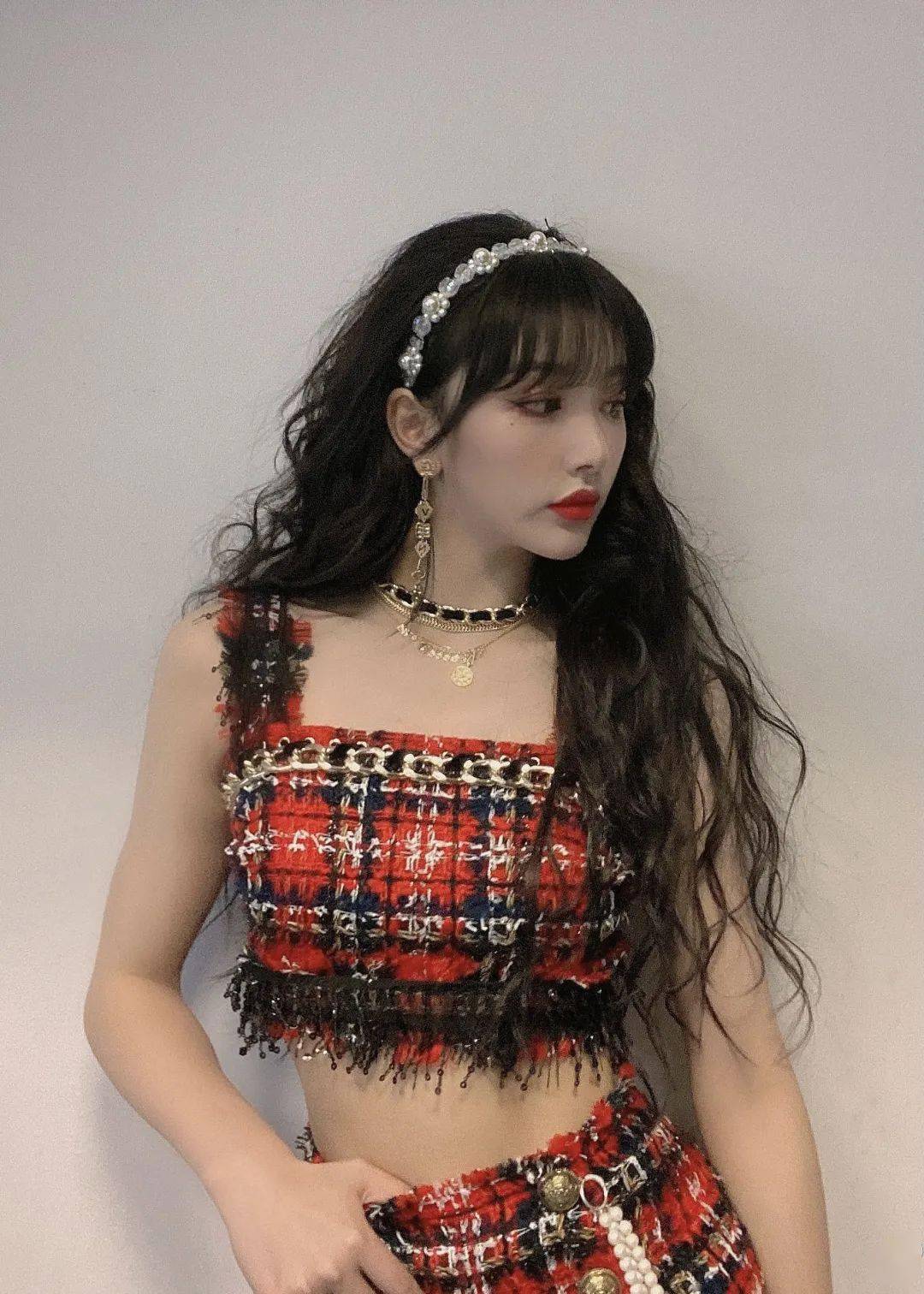 羊毛|撩个头发都风情万种？杨幂真是好港一女的！