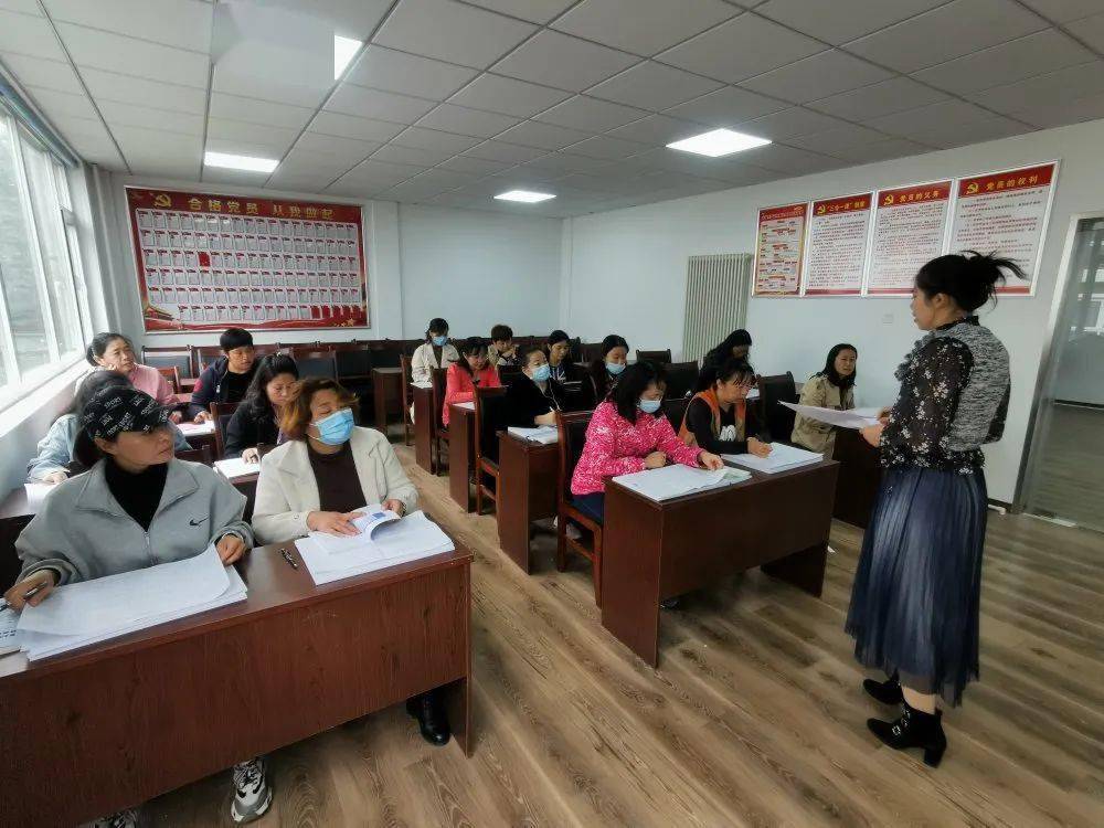 社区推进人口普查工作_社区人口普查照片(3)